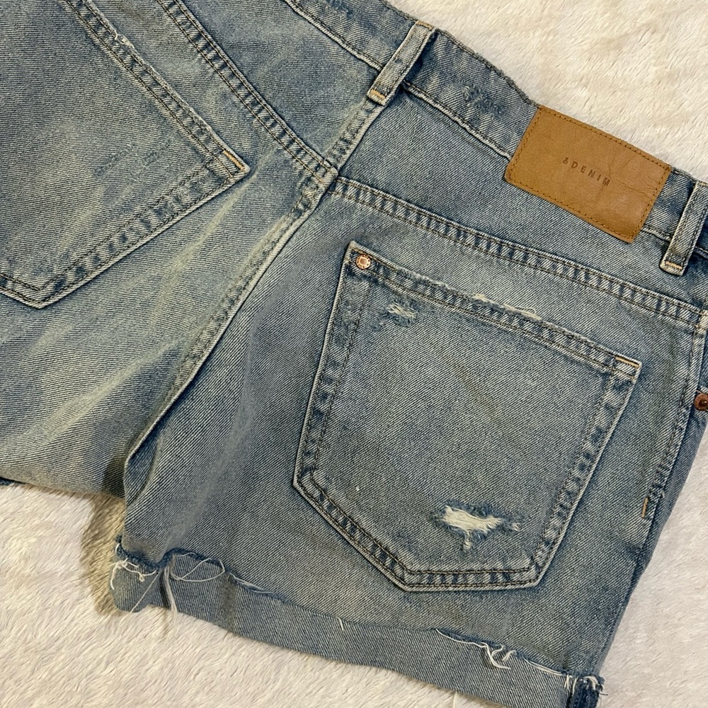 &Denim shorts